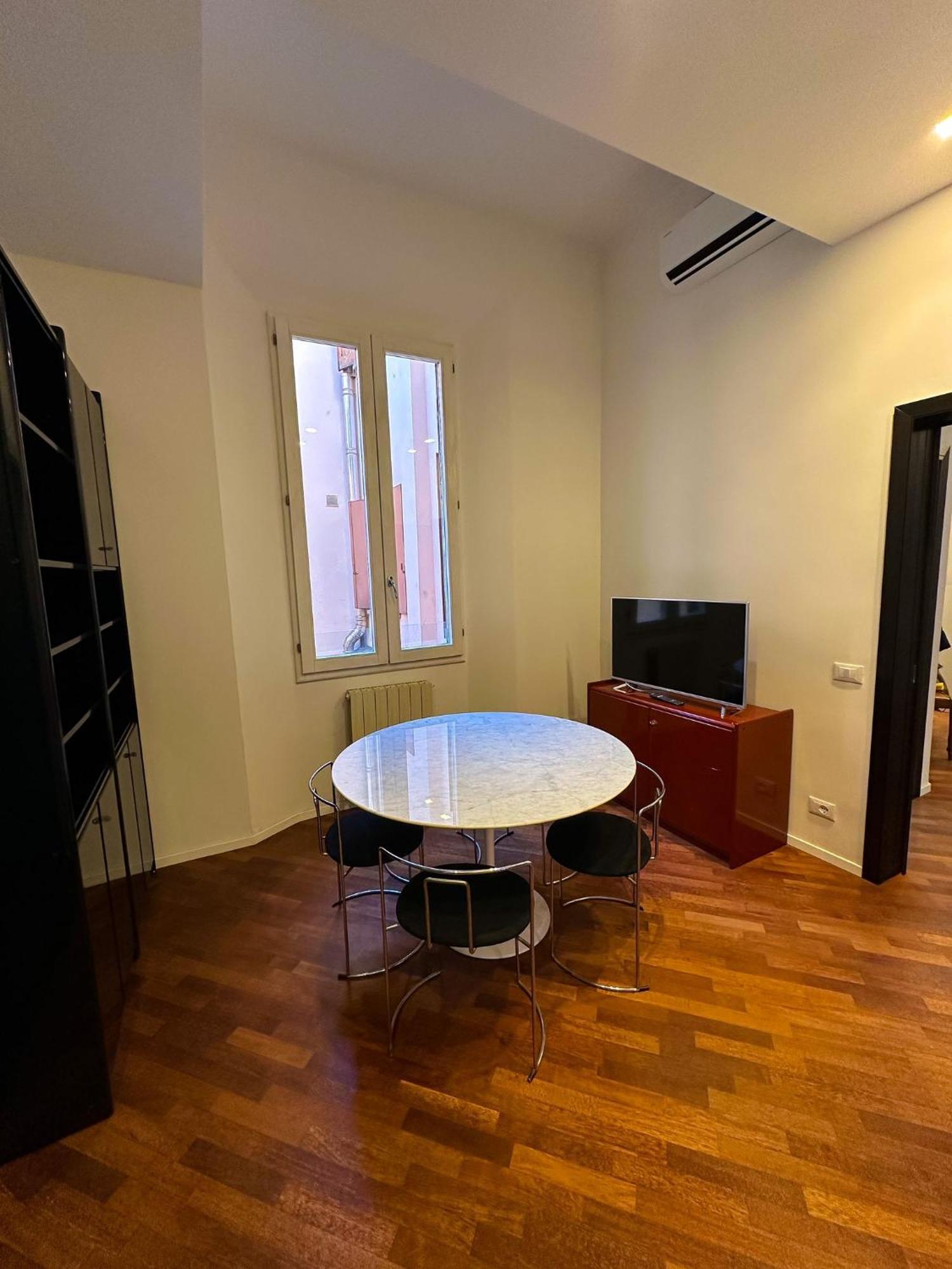 Whouse Large Suite Apartment Indipendenza Bolonia Zewnętrze zdjęcie